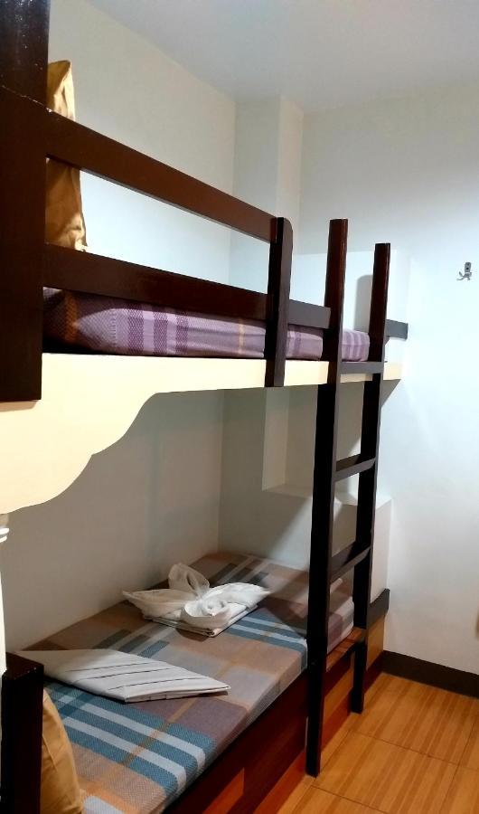 Sola Eleganza Apartelle Quezon City Ngoại thất bức ảnh